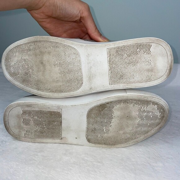 Steve Madden Zarayy Perforated Faux Suede Slip on Sneakers Flats Grey Womens 8.5 - Picture 9 of 10